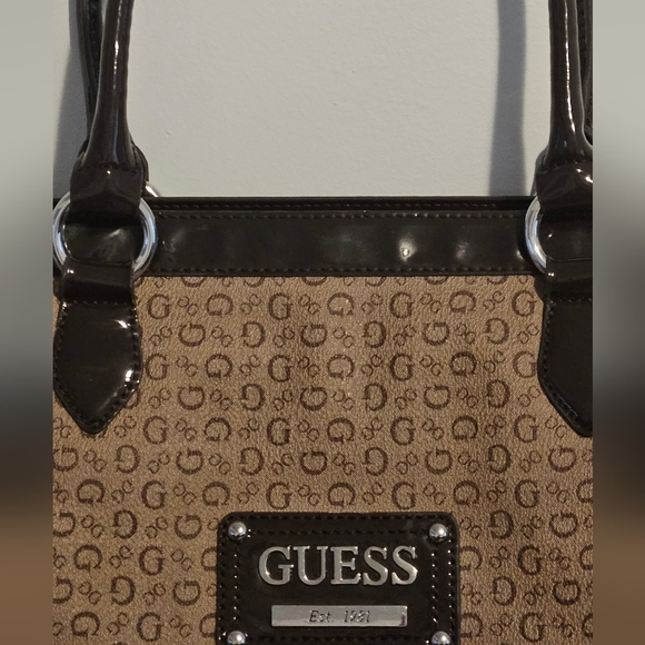 Guess Brown Signature Shoulder Tote Bag - Picture 3 of 15